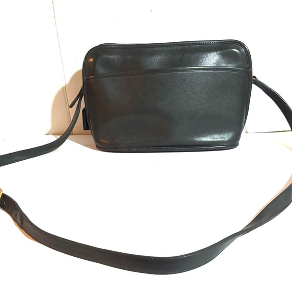 Coach vintage black leather crossbody handbag - Picture 2 of 8